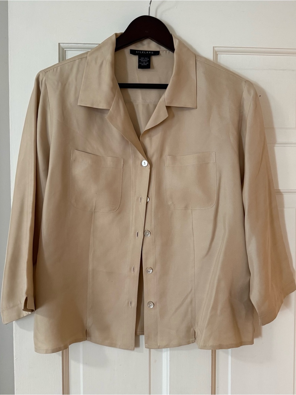 SilkLand Tan Button-Front Relaxed Shirt Large
